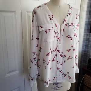 Express zip up blouse. Large.